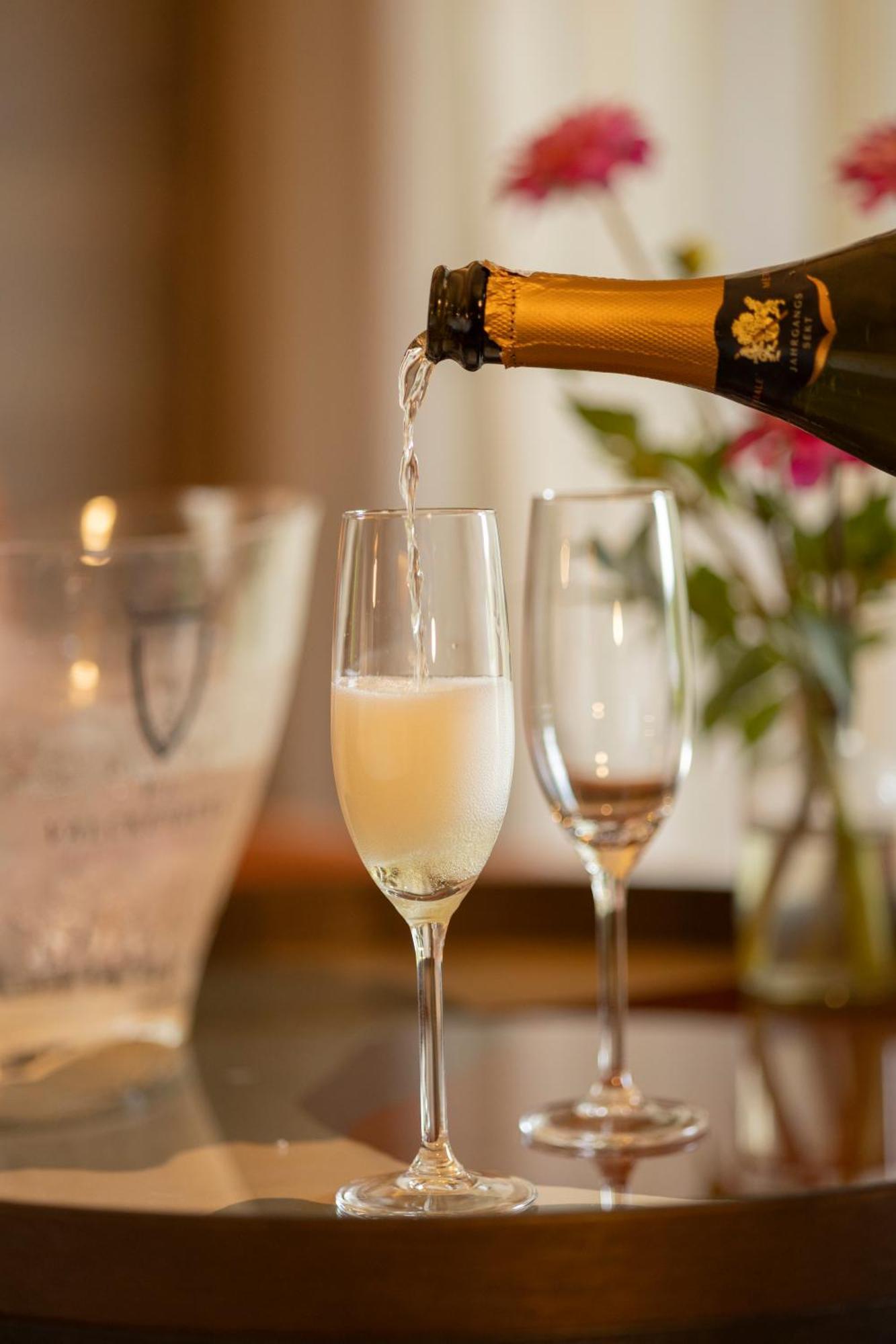 Hotel Knoblauch FDH Zewnętrze zdjęcie